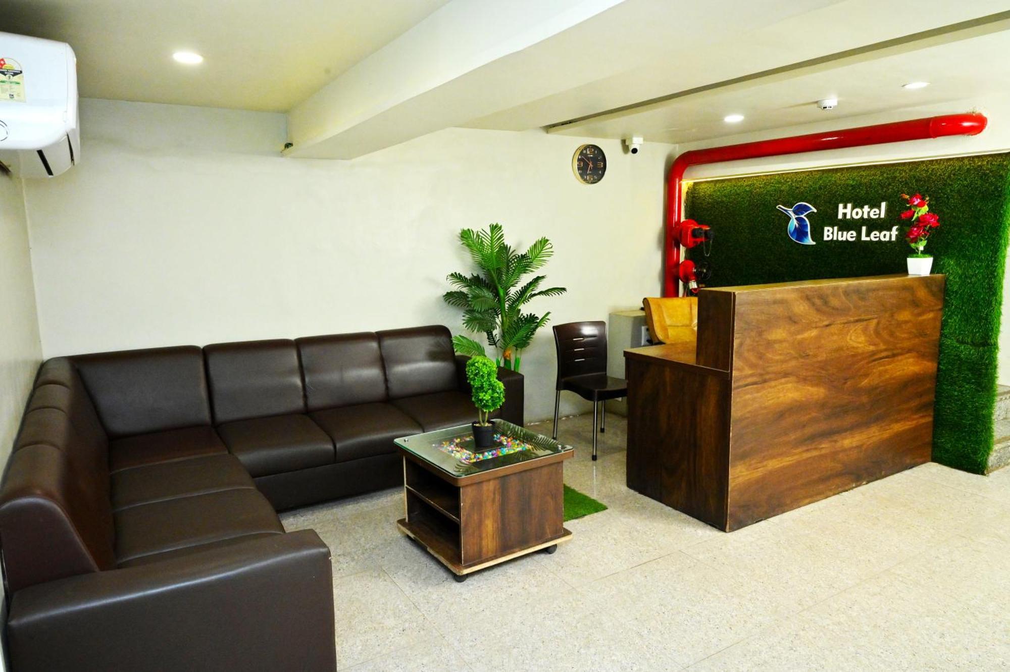Hotel Blue Leaf Rajkot Eksteriør bilde